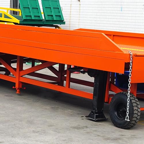 移动式登车桥 移动式登车桥