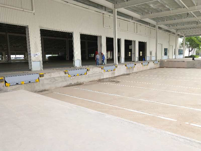 固定式登车桥定制